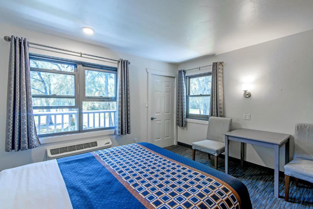 Photo of Bedroom in Gunnison