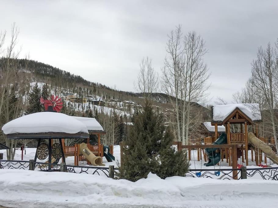 Photo of Buildings in Matterhorn Village