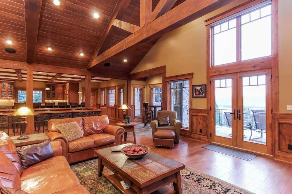 Photo of Livingroom in Tamarack Resort