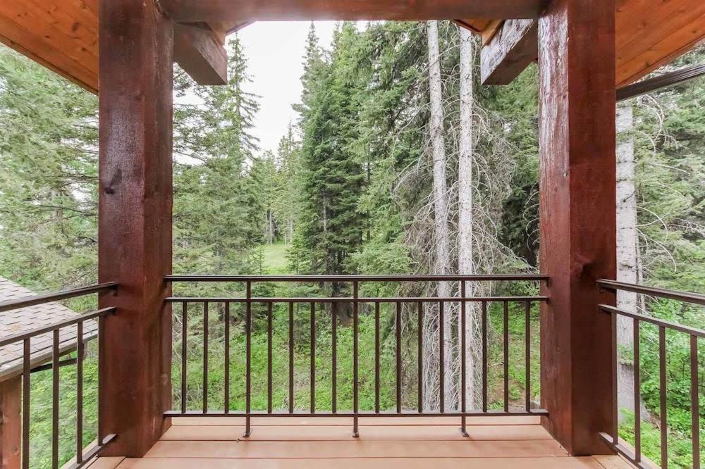 Photo of Patio Balcony in Tamarack Resort
