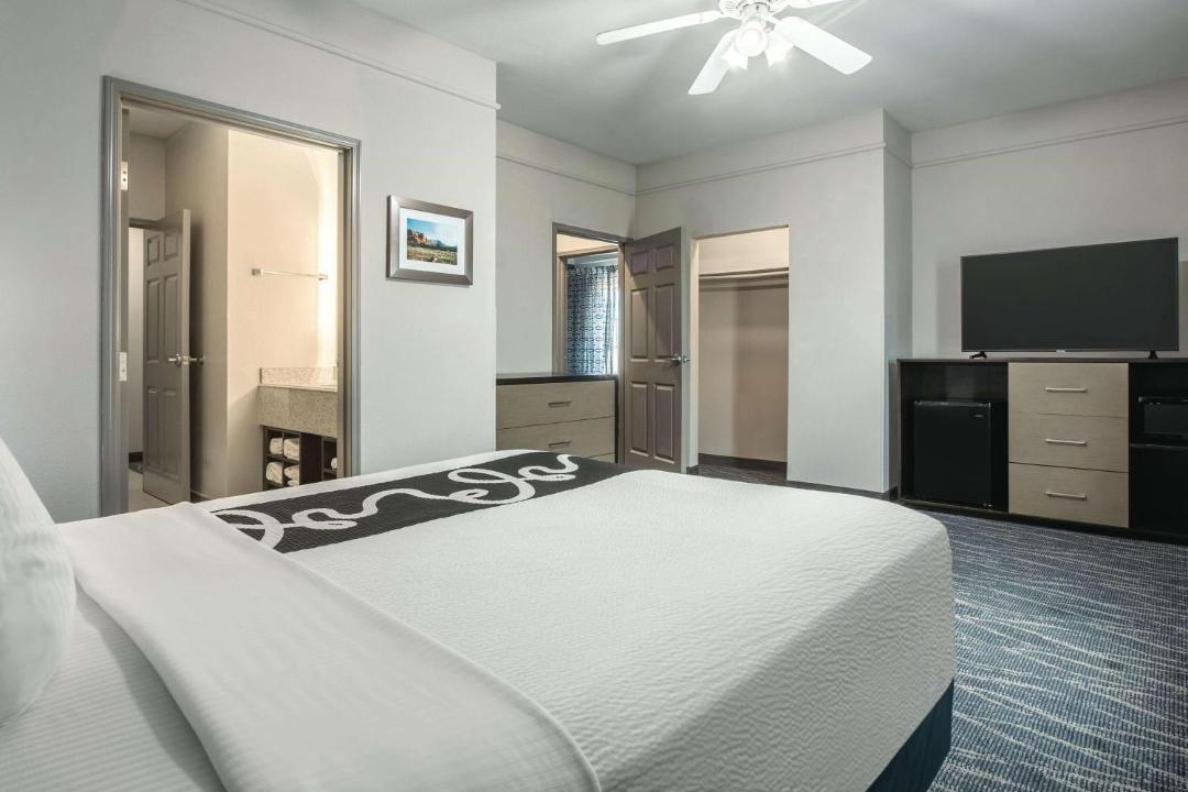 Photo of Bedroom in Estrella Village