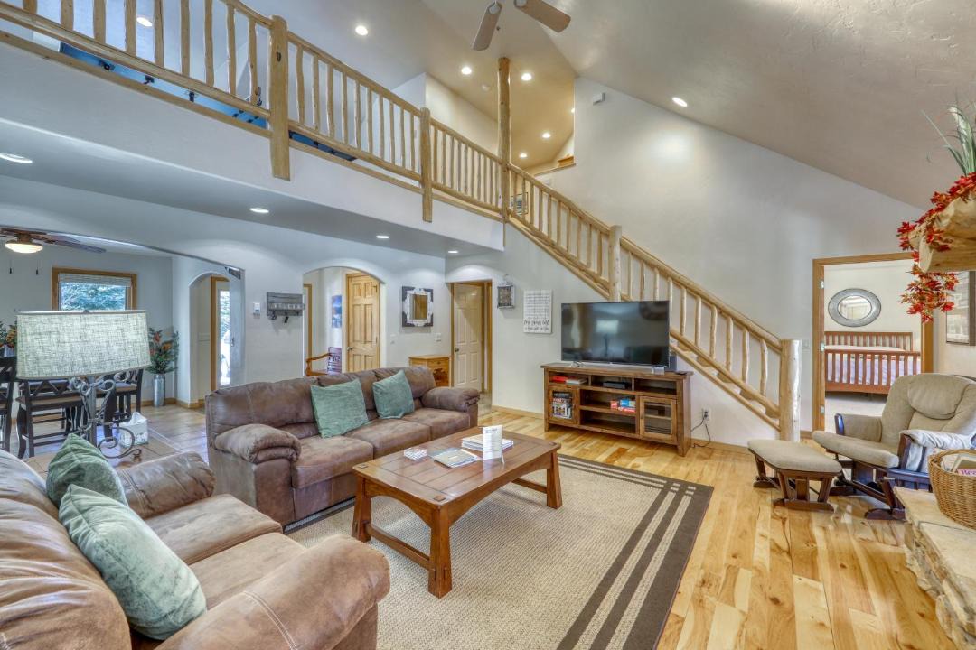 Photo of Livingroom in Silverthorne