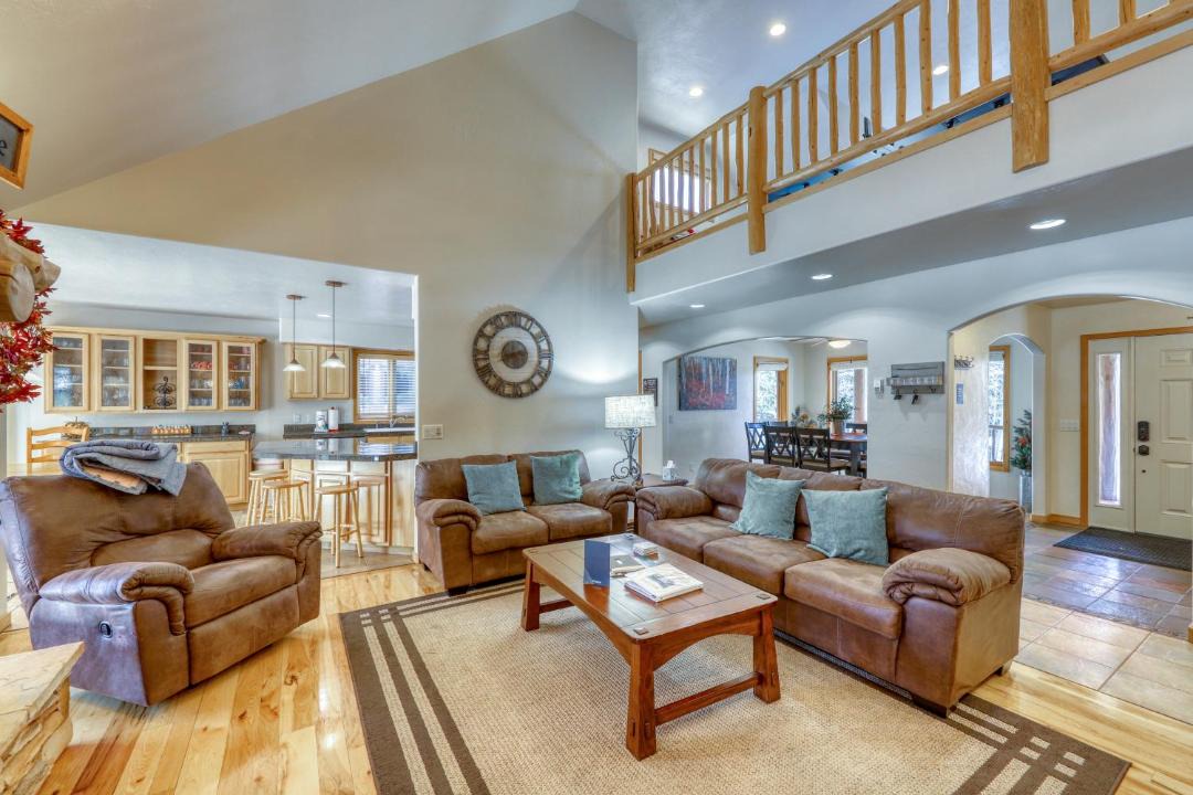 Photo of Livingroom in Silverthorne
