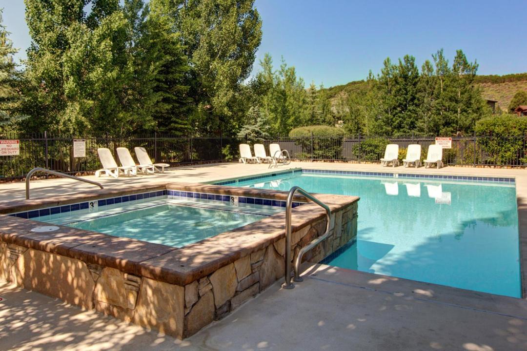 Photo of Outdoor in Park Meadows