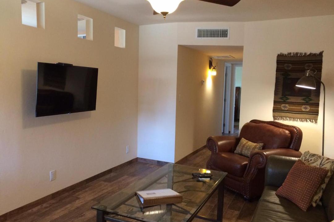 Photo of Livingroom in Limberlost