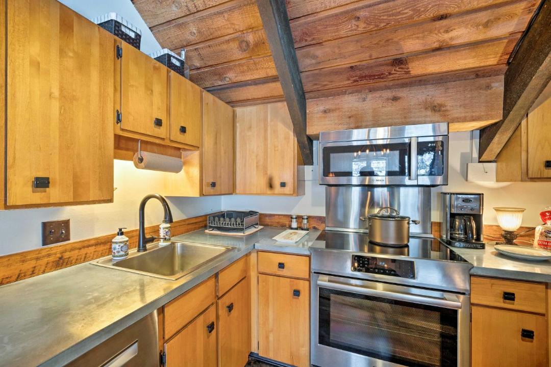 Photo of Kitchen in Big Sky Meadow Village