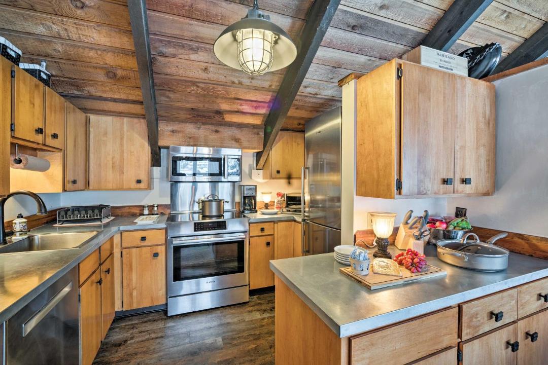 Photo of Kitchen in Big Sky Meadow Village