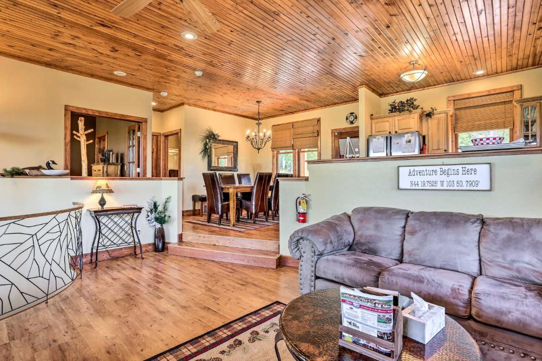 Photo of Livingroom in Lead