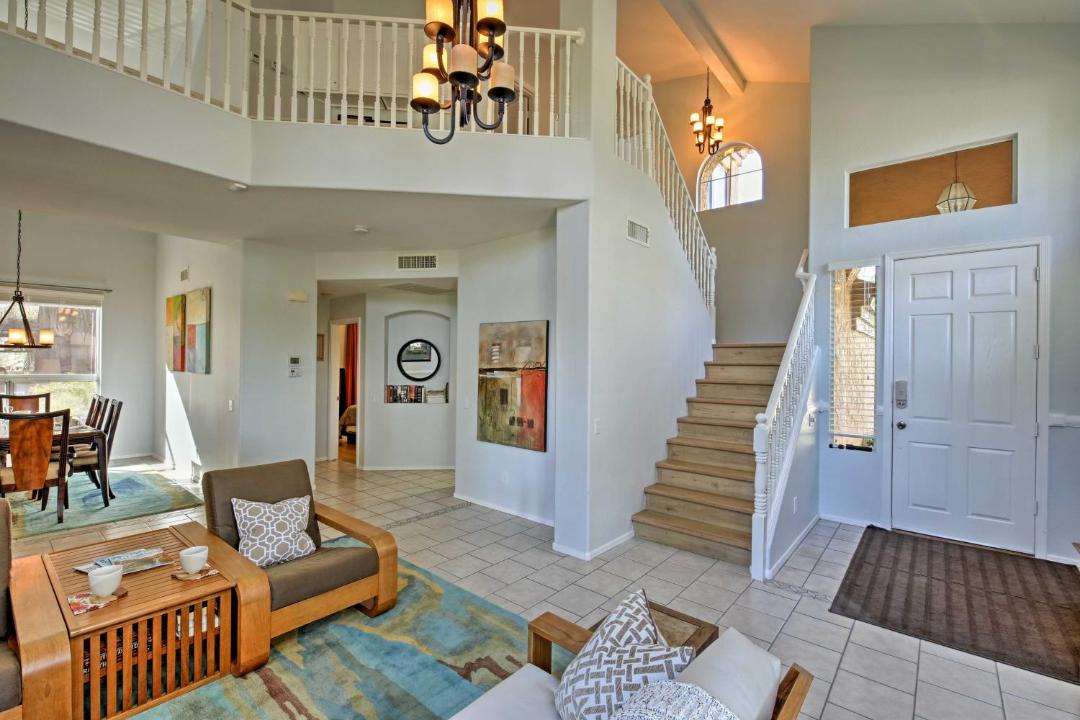 Photo of Livingroom in Ocotillo