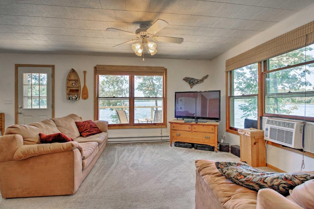 Photo of Livingroom in Brandon