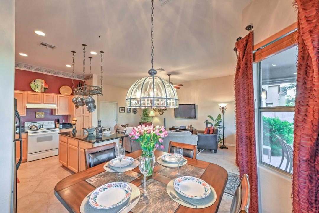 Photo of Livingroom in Legacy