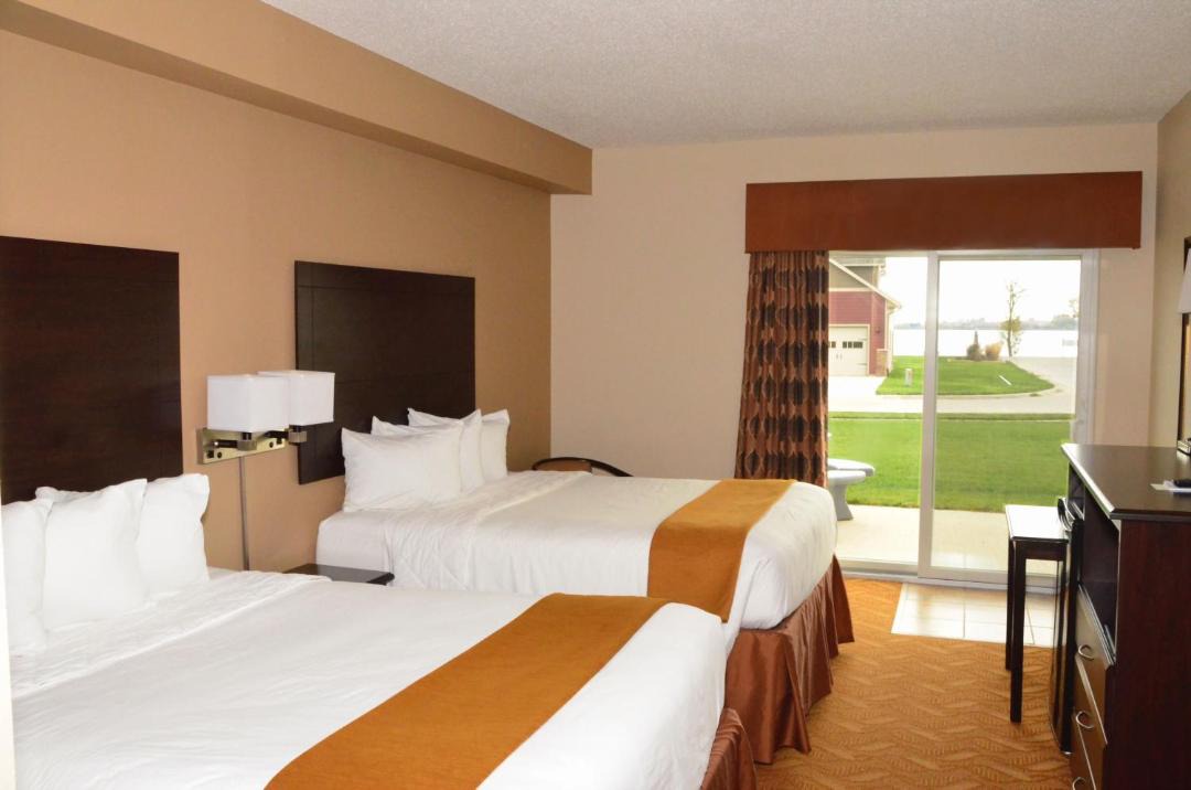 Photo of Bedroom in Lake View