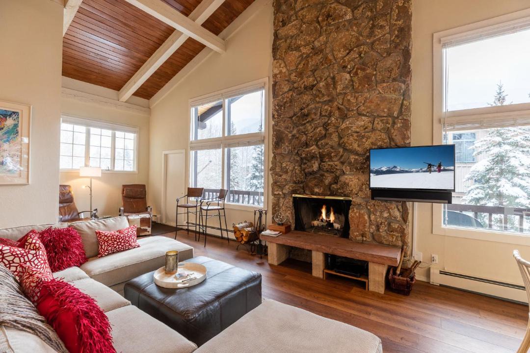 Photo of Livingroom in Vail