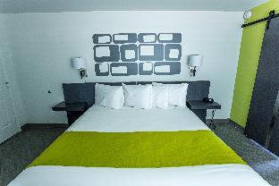 Photo of Bedroom in Maple-Ash