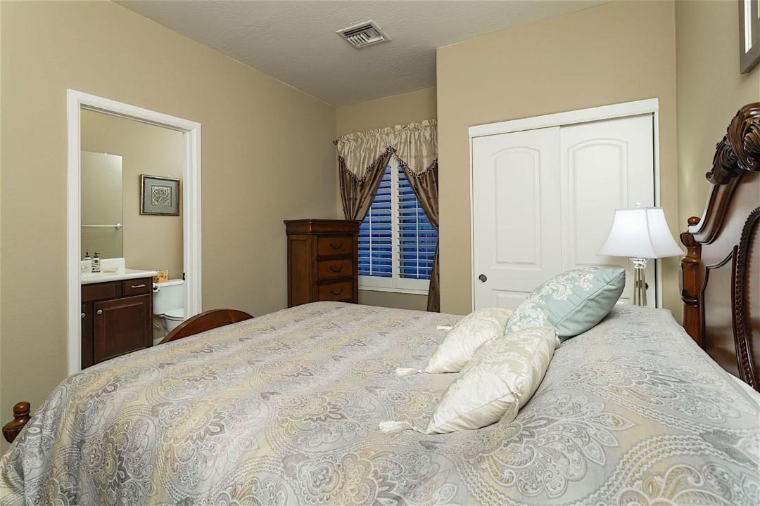 Photo of Bedroom in Desert Ridge