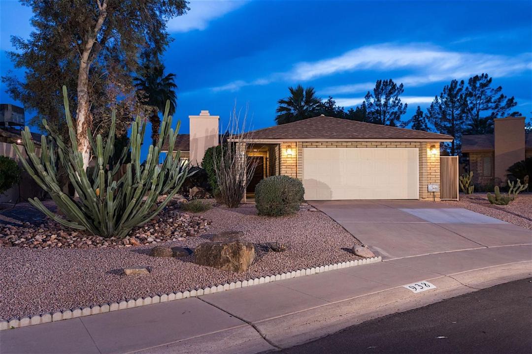 Photo of Buildings in South Scottsdale