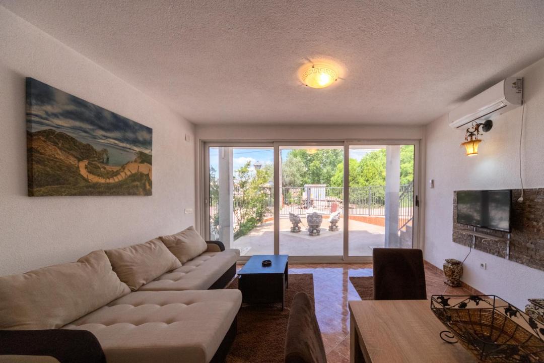 Photo of Livingroom in Bar