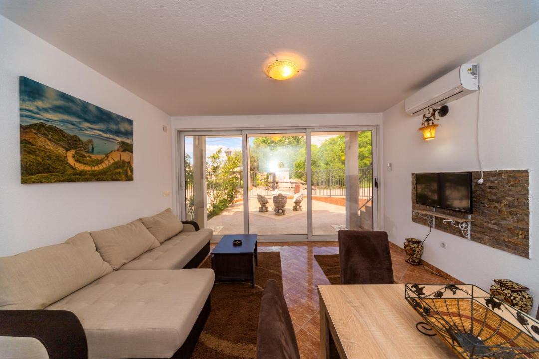 Photo of Livingroom in Bar