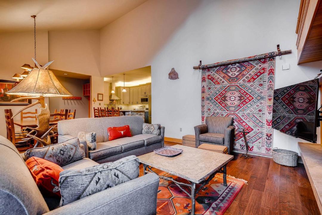 Photo of Livingroom in Mountain House