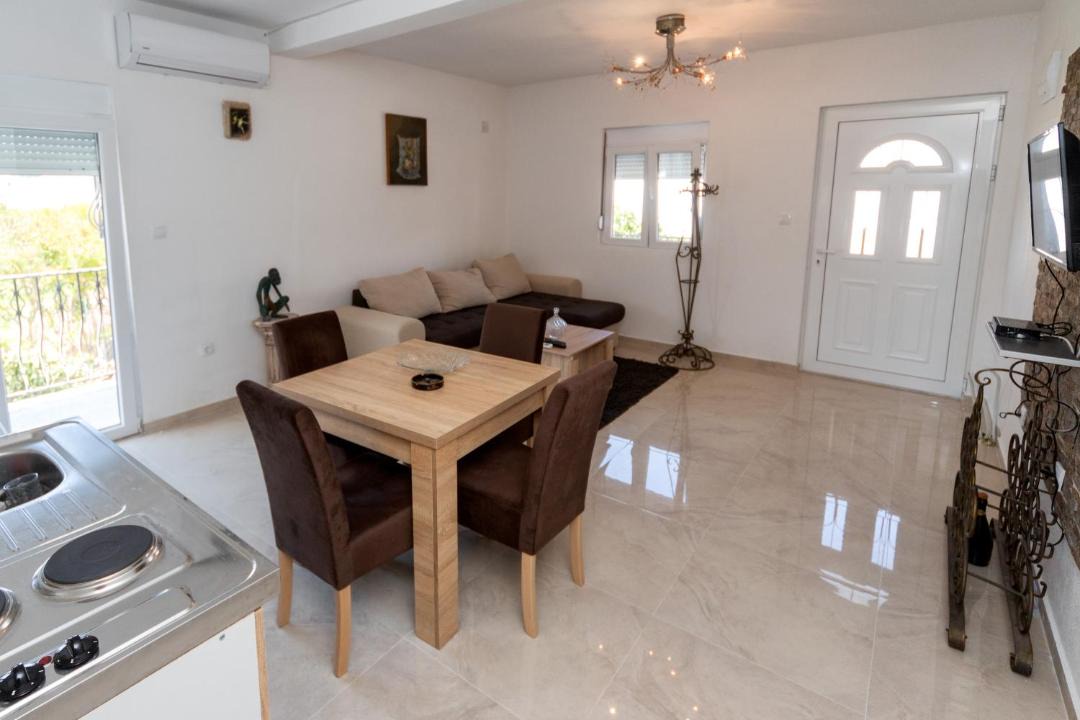 Photo of Livingroom in Bar