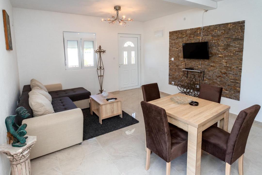 Photo of Livingroom in Bar