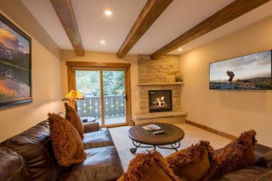 Photo of Livingroom in Vail