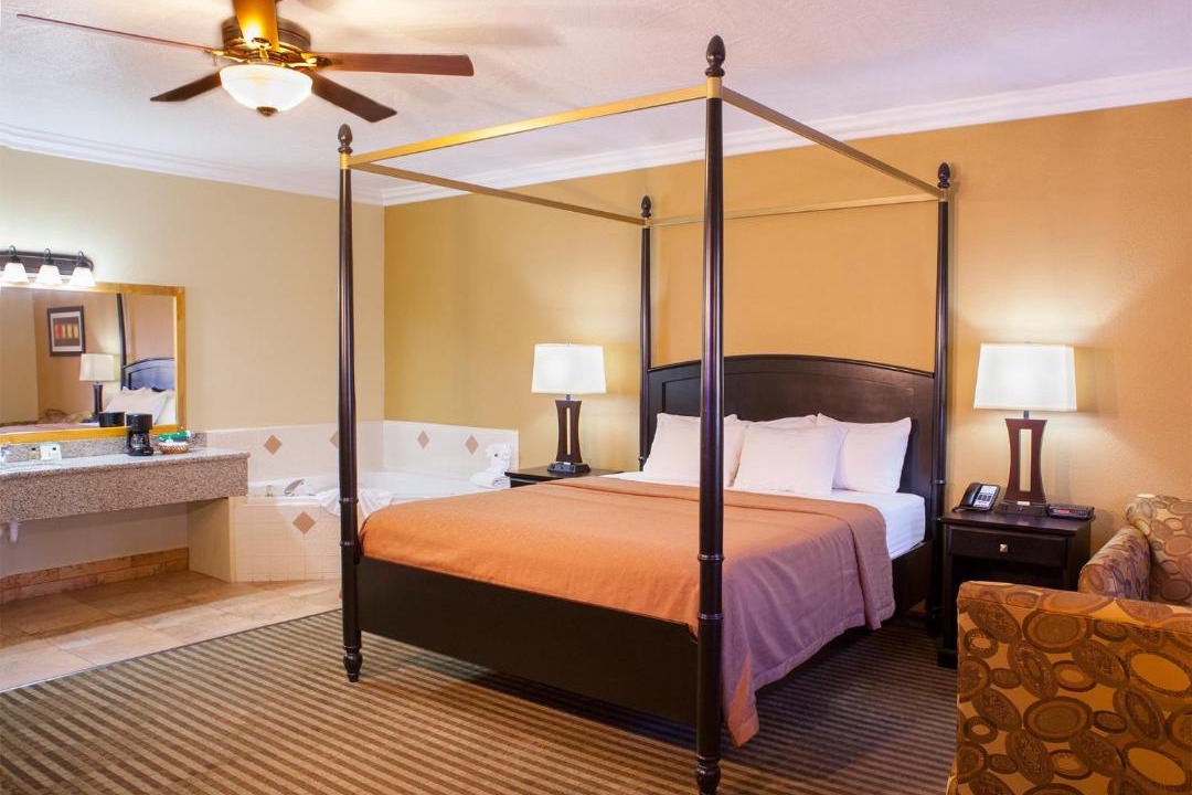 Photo of Bedroom in Oak Creek