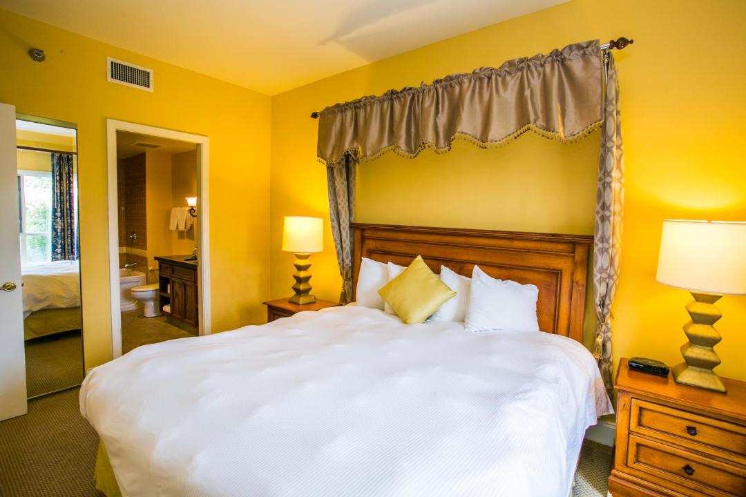 Photo of Bedroom in Lake Las Vegas