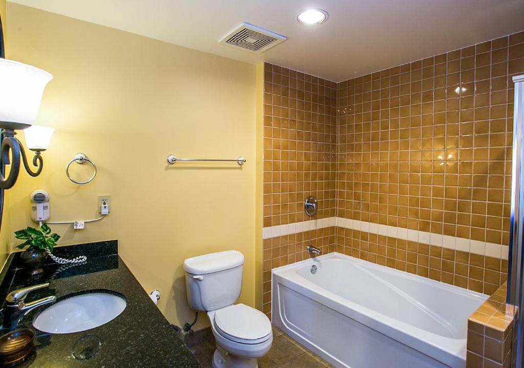 Photo of Bathroom in Lake Las Vegas