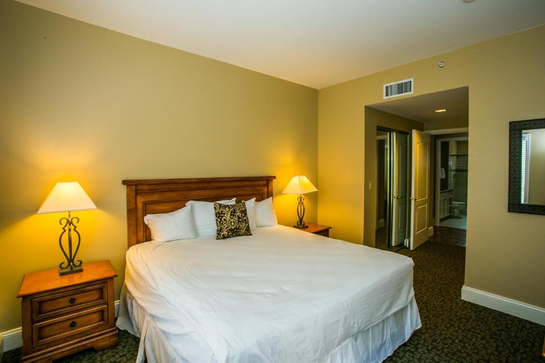 Photo of Bedroom in Lake Las Vegas