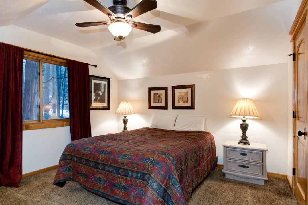 Photo of Bedroom in North Wawona