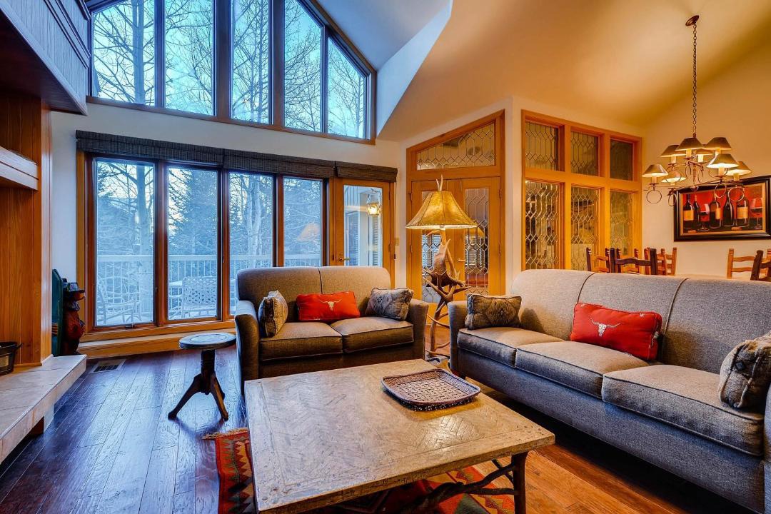 Photo of Livingroom in Mountain House