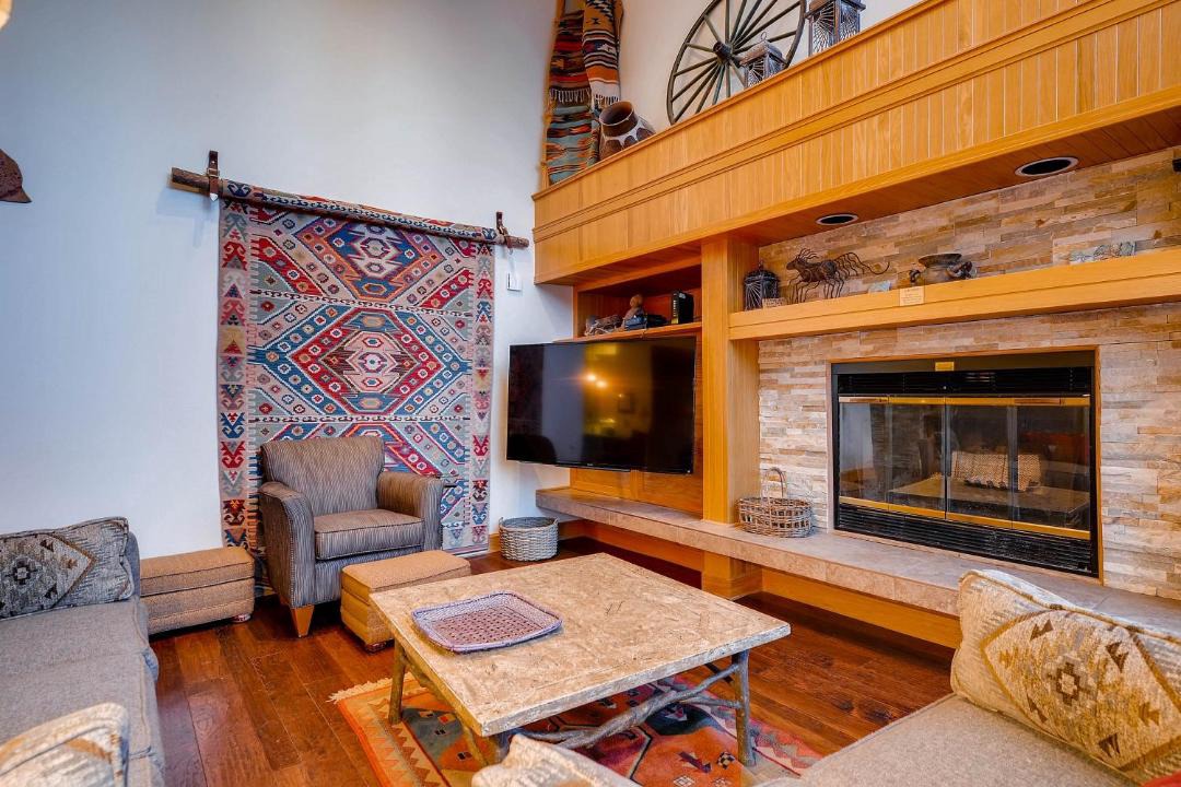 Photo of Livingroom in Mountain House