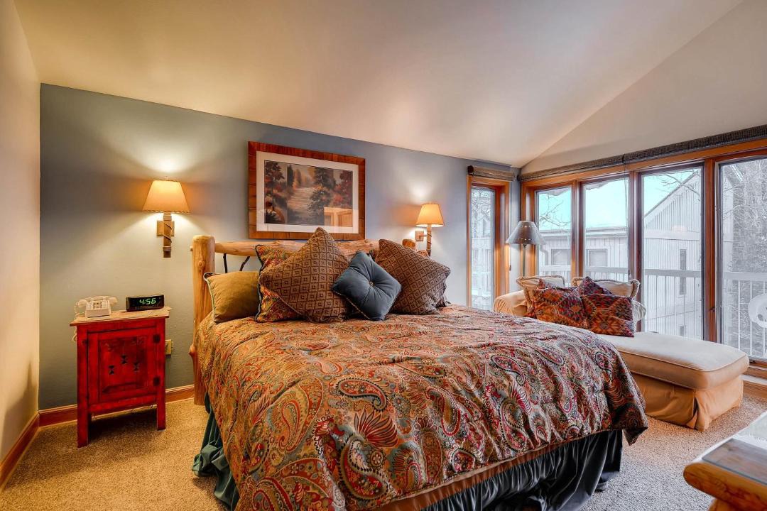 Photo of Bedroom in Mountain House