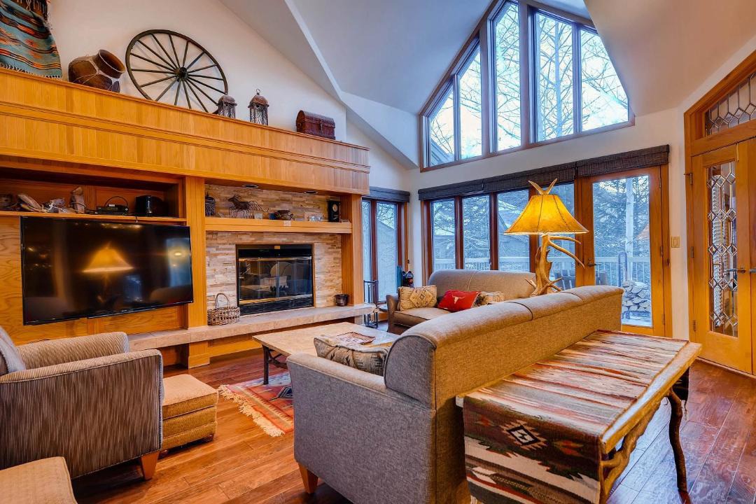 Photo of Livingroom in Mountain House