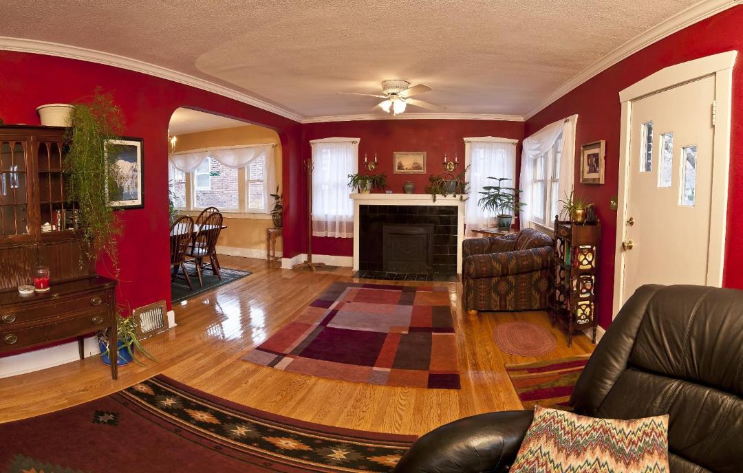 Photo of Livingroom in East Central