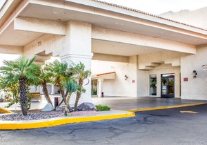 Quality Inn & Suites Lake Havasu City