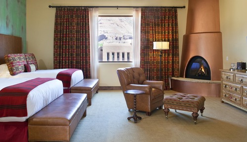 Premium Room, 2 Queen Beds (Kiva)