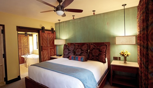 Deluxe Room, 1 King Bed (Kayenta)
