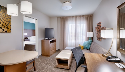 Studio Suite, 1 Queen Bed, Accessible (Comm, Tub)