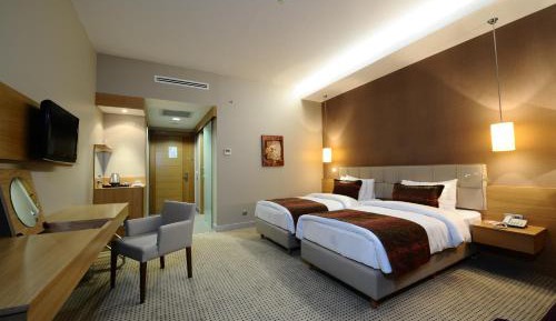 Standard Room with Two Single Beds - Non-Smoking