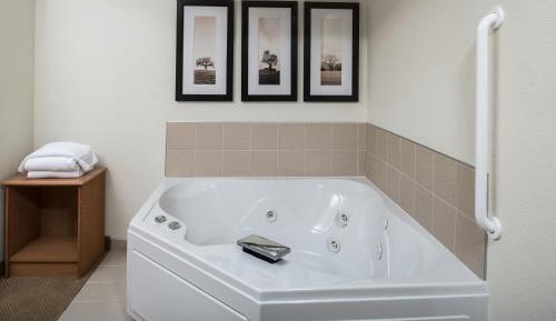 Suite with Spa Bath