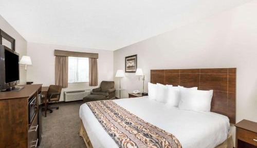 King Room - Non-Smoking
