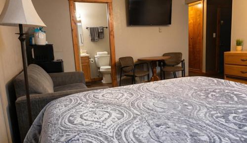 2 Full Bed with Pull Out
