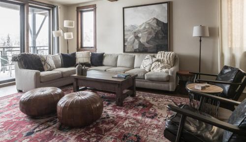 Three-Bedroom Vacation Home 