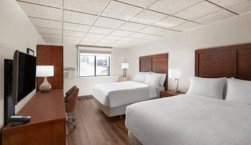 Queen Room with Two Queen Beds - Non-Smoking