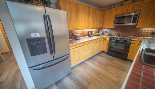 Three-Bedroom Premium Apartment with Balcony