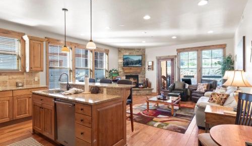 Three-Bedroom Apartment Suite