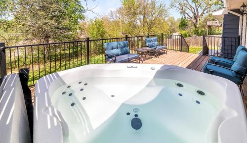 Three-Bedroom Vacation Home 