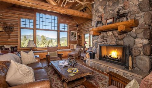 Four-Bedroom Vacation Home